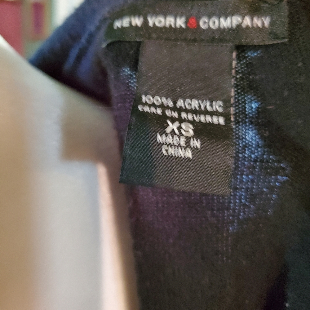 New York & Co Size XS black lightweight jacket. - Picture 4 of 5